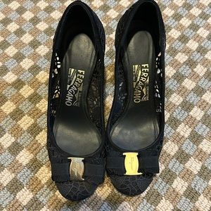 Ferragamo Designer Lace Stunning Heels